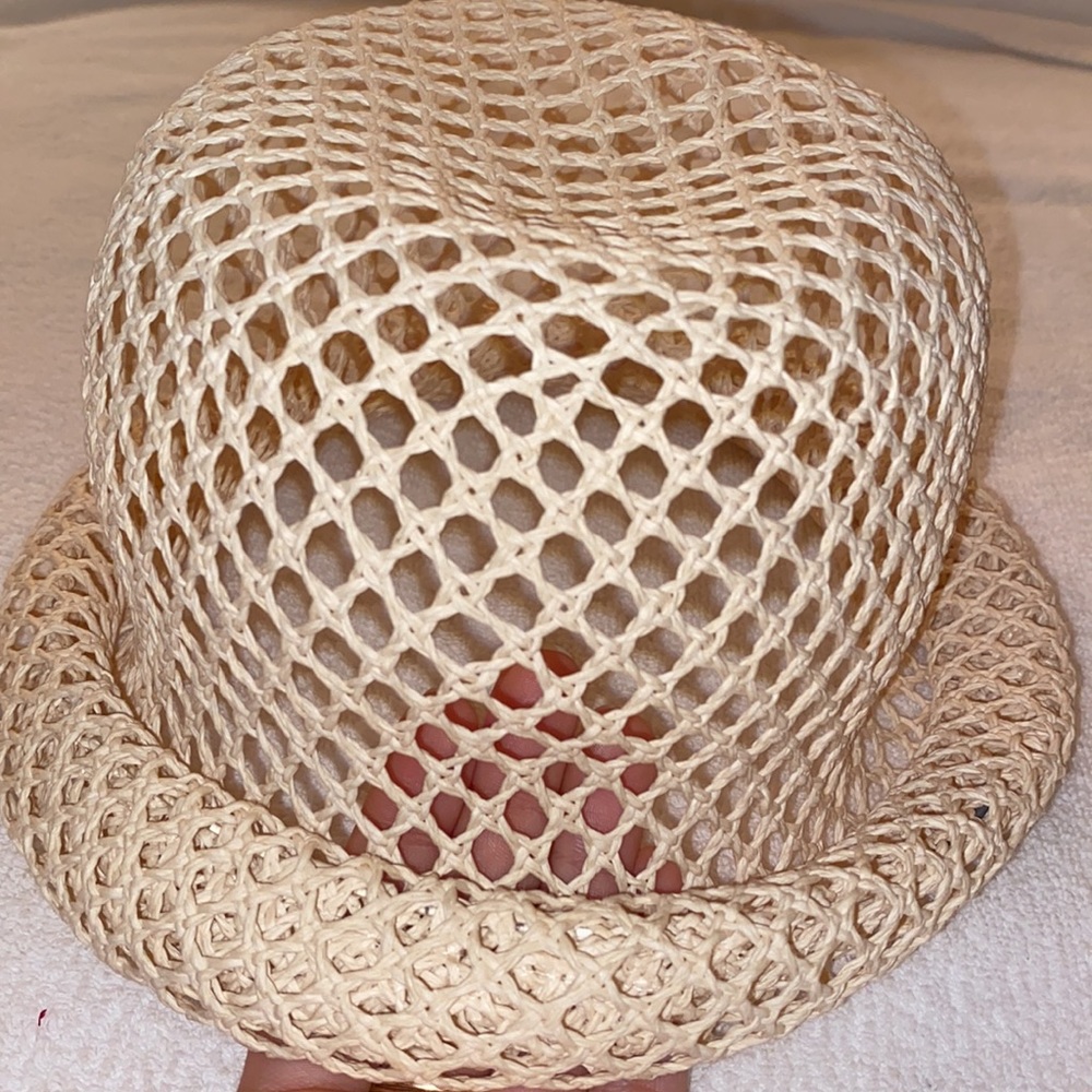 Straw hat - Picture 2 of 3